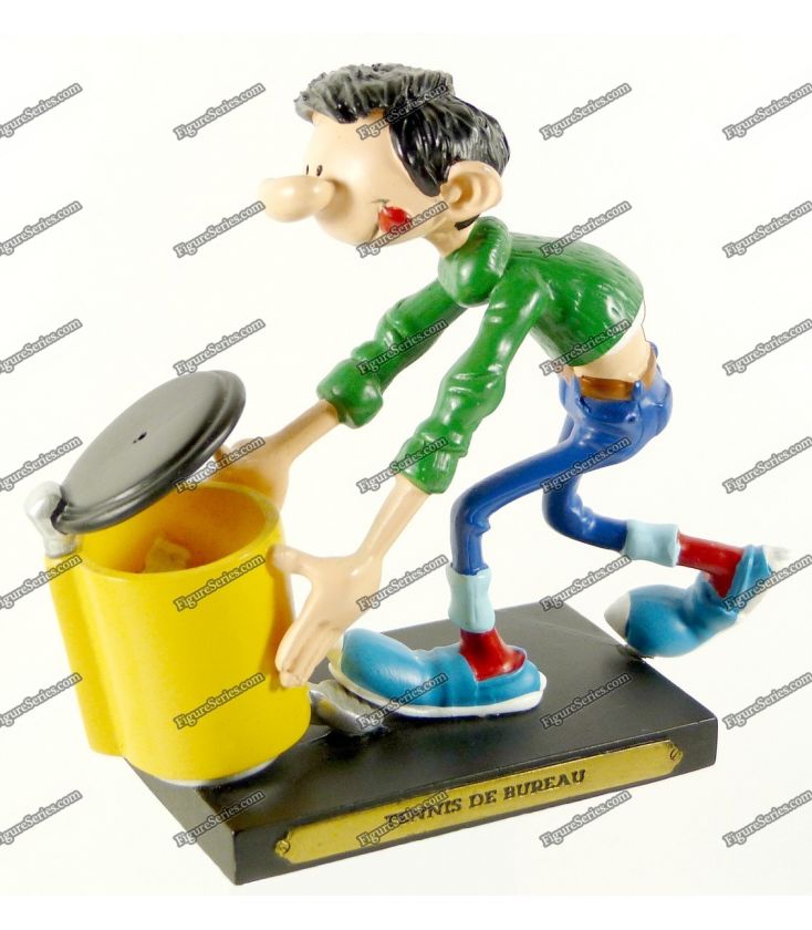 Resin Gaston Lagaffe Figure Makes A Table Tennis Leblon