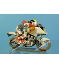 Figura motociclistica in resina di resina SU-OKI 1100