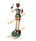 TOMB RAIDER figurine in resin LARA CROFT armed in military shorts